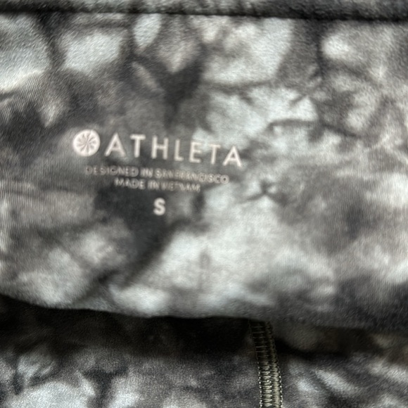 Athleta Powervita Tie-Dyed Salutation Leggings - Picture 10 of 12